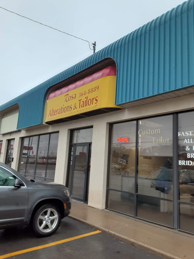 Exterior of Rosa Alterations and Tailors at 3911 Plainfield Ave NE, Grand Rapids